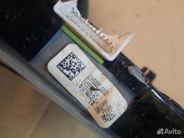 Плафон салонный toyota highlander u50