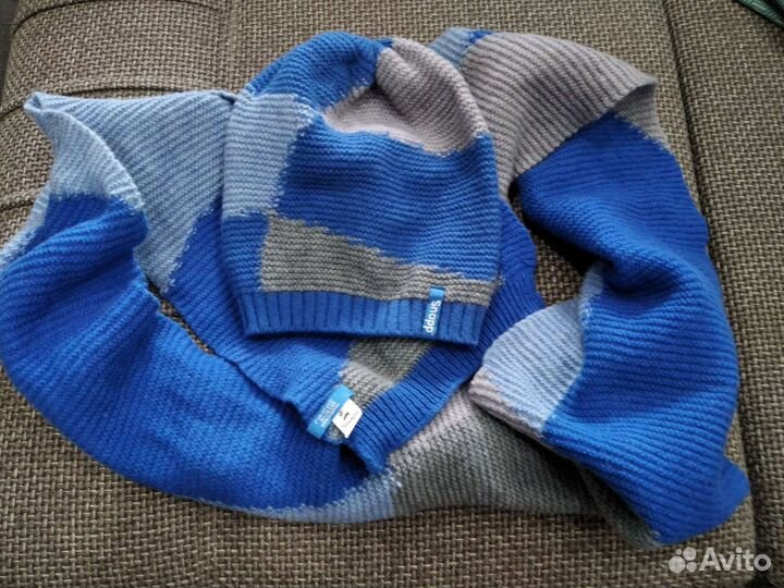 Комплект шапка и шарф. Торг