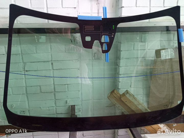 Стекло лобовое Volvo XC 60 (д.д,3кам.с обогр)