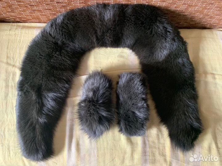 Воротник с манжетами