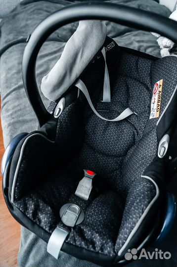 Детское автокресло от 0 maxi cosi