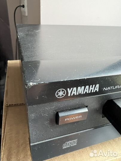 CD проигрыватель Yamaha CDX-396