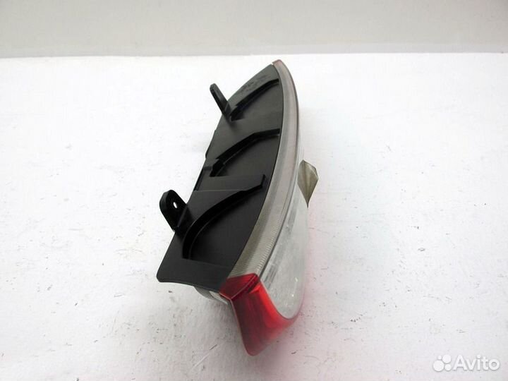 Фонарь задний правый Форд Фокус 2 Универсал 05-11