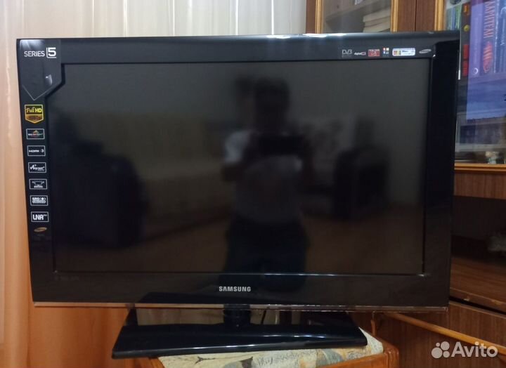 Телевизор samsung