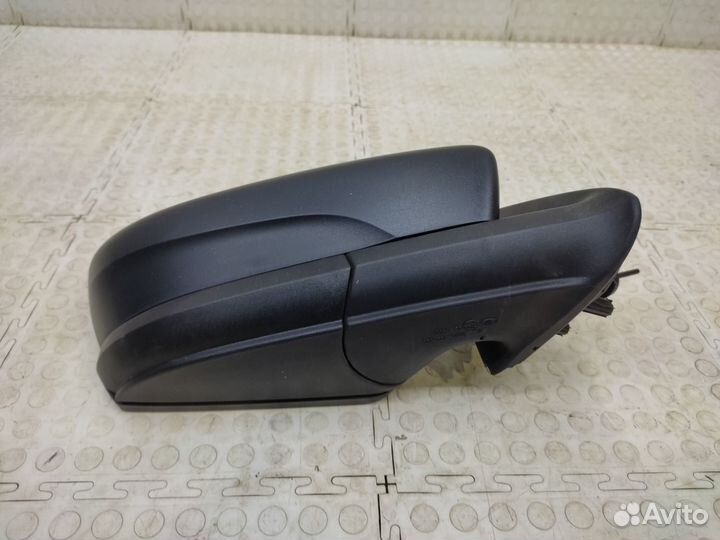 Зеркало правое LADA Granta 2011