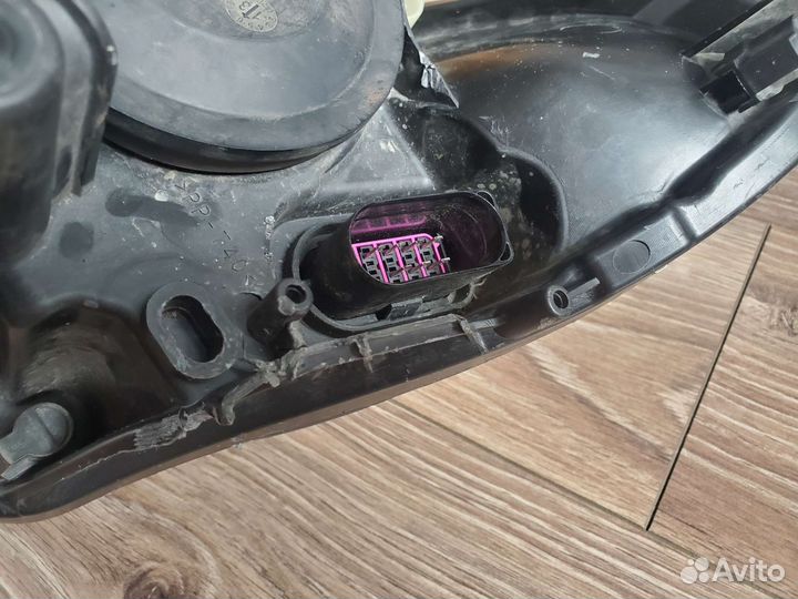 Фара Skoda Fabia 2 правая