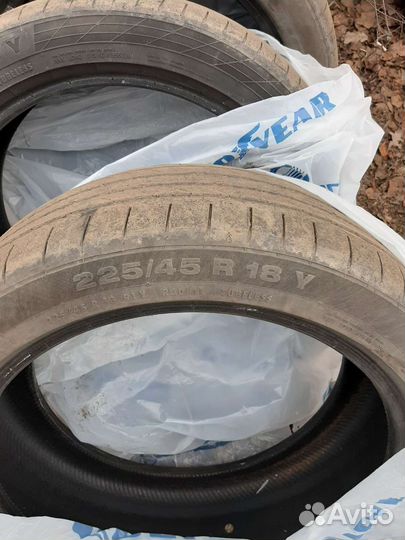 Continental AllSeasonContact 225/45 R18 и 255/40 R18