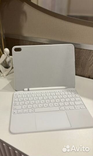 Magic keyboard folio и apple pencil 1 USB-C