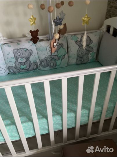 Детская кроватка