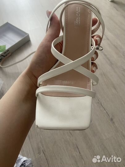 Босоножки Dino Ricci