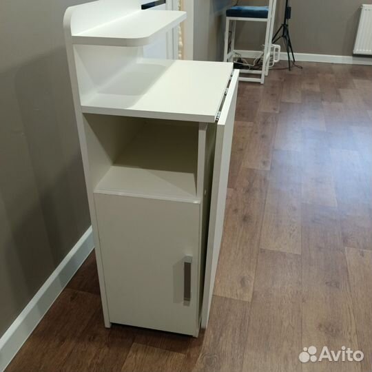 Стол для маникюра