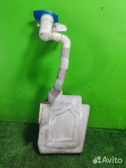 Бачок омывателя volkswagen Golf Plus 2008