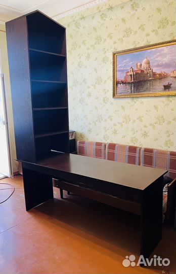 Остался только стол