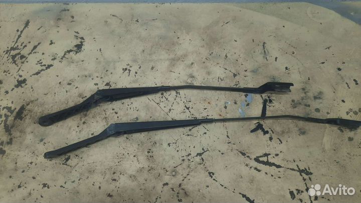 Поводки дворников peugeot 308