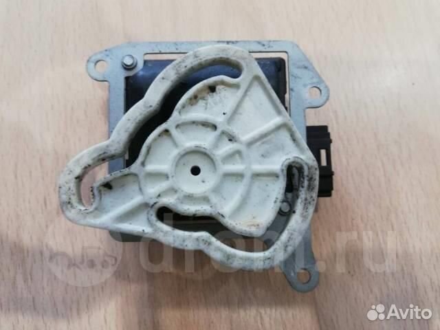 Моторчик заслонки отопителя Audi A8 D3 4E 2004