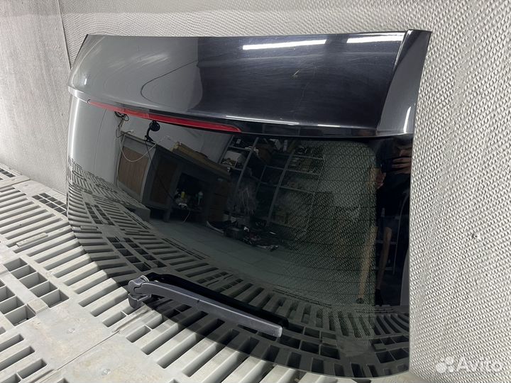 Стекло крышки багажника BMW F11