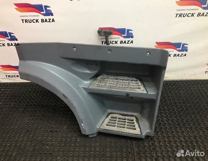 Корпус подножек правый Daf XF105