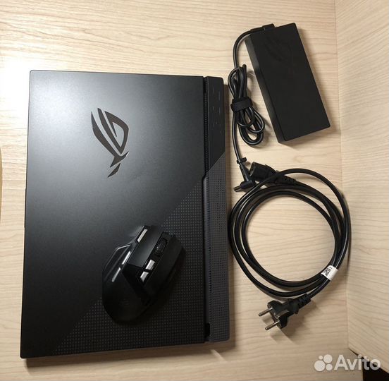 Ноутбук asus rog strix
