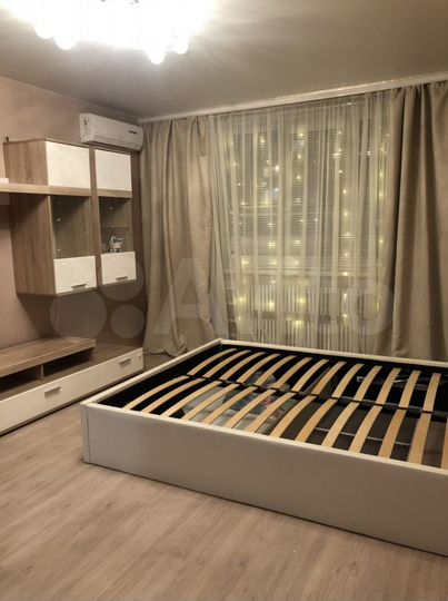 1-к. квартира, 40 м², 8/17 эт.