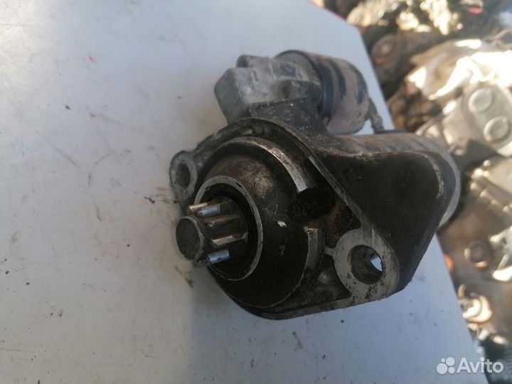 Стартер Volkswagen Golf 4