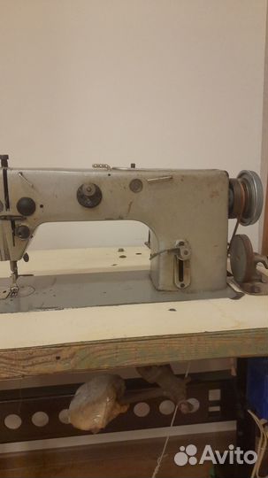 Промышленная швейная машина класса 10-22
