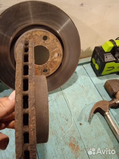 Диски тормозные передние Шкода Октавия А 7