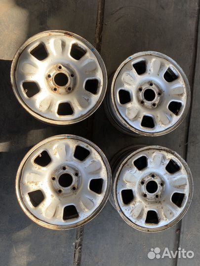 Диски Duster R16