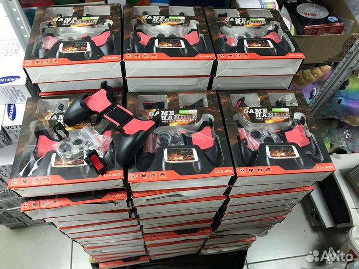 Триггеры с геймпадом и джойстиком