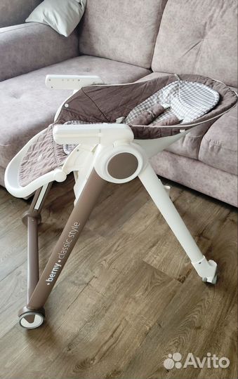 Стульчик для кормления 