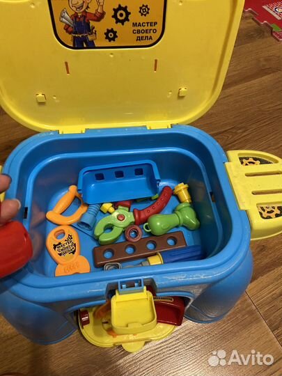Игрушка чемодан инструменты