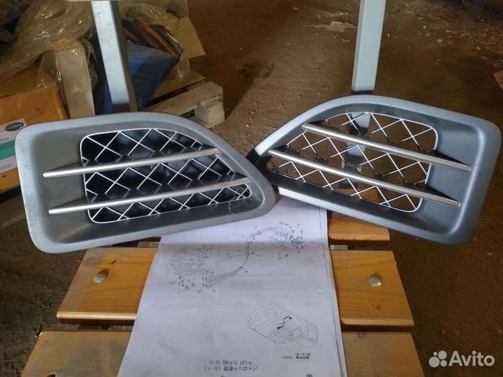 Решетка радиатора и жабры RRS доресталинг