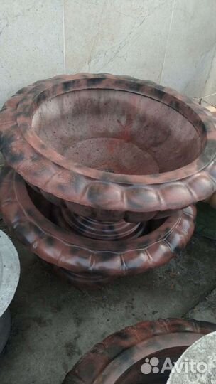 Вазон для цветов