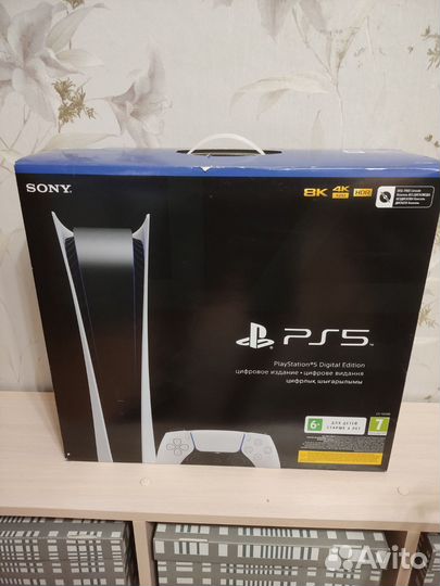 Sony Playstation 5 Digital Edition. 2 геймпада