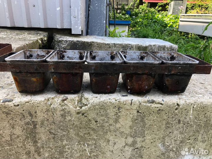 Формы для выпечки хлеба б/у