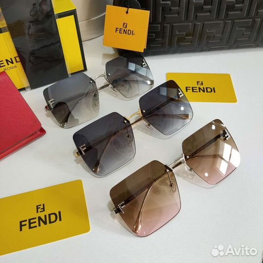 Женские очки Fendi
