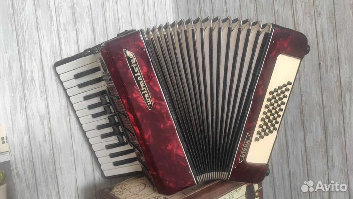 Аккордеон weltmeister 1/2 (половинка) + чехол