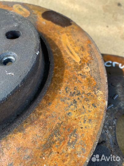 Диск тормозной передний Chevrolet Cruze