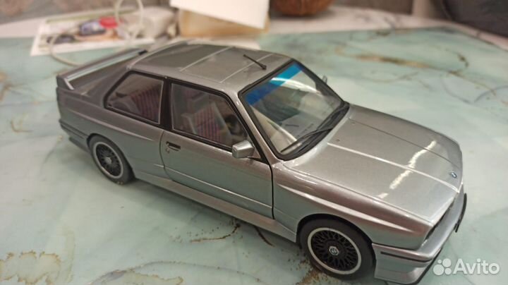 Bmw M3 E30 Sport Solido 1.18