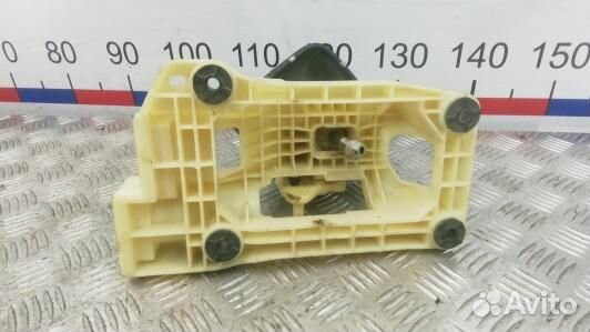 Кулиса кпп KIA CEE'D 2 (JD) (BAD05T601)