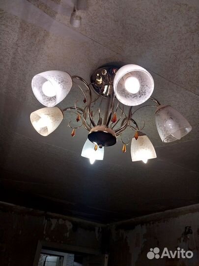 Люстра потолочная