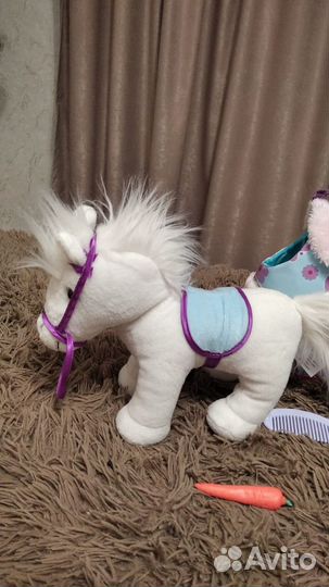 Лошадка с сумочкой