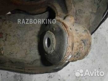 Кулак задний левый Ауди A4 B6