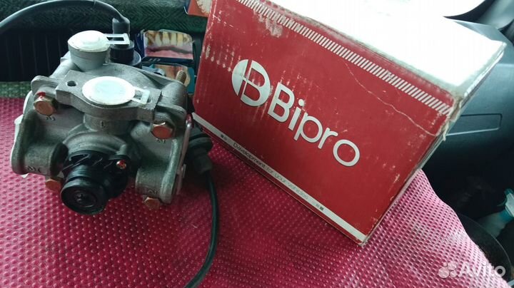 Тормозной кран модулятор ABS 05561633