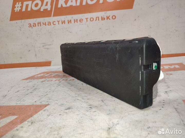 Подушка безопасности коленная пассажира Volkswagen