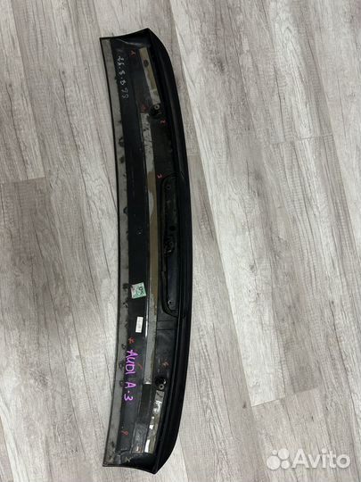 Спойлер двери багажника Audi A3 8PA