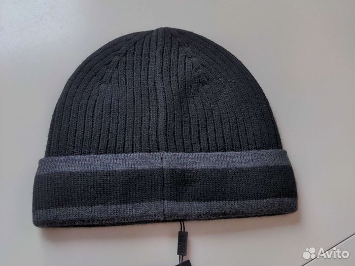 Hugo Boss новая шерстяная шапка оригинал