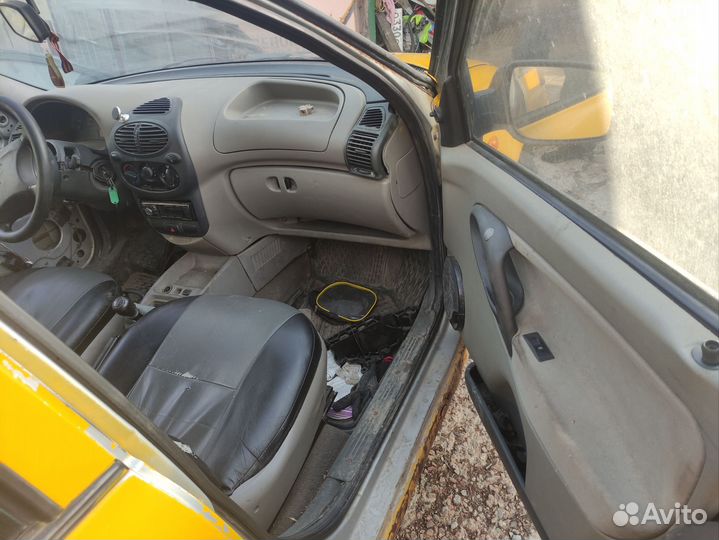 Лада Калина в разборе