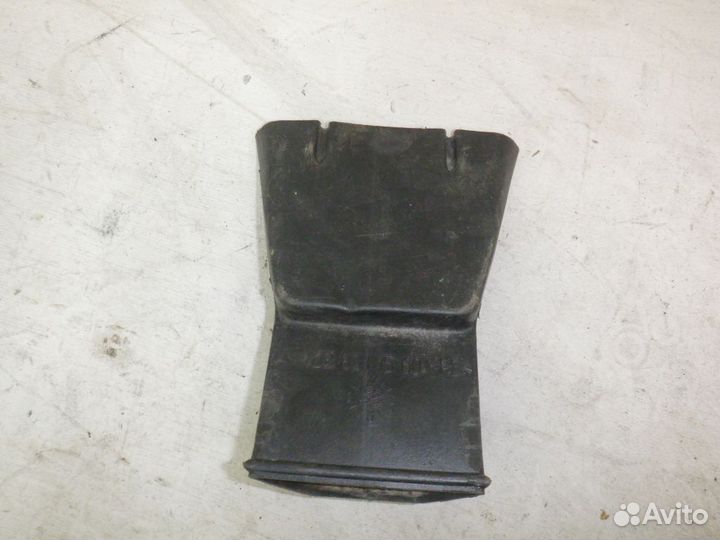 Воздуховод печки Мерседес