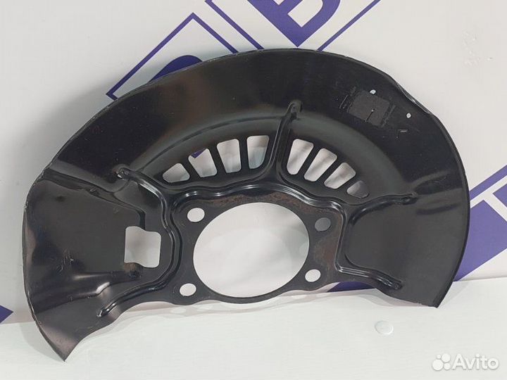 Тепловая защита перед тормозного диска левая