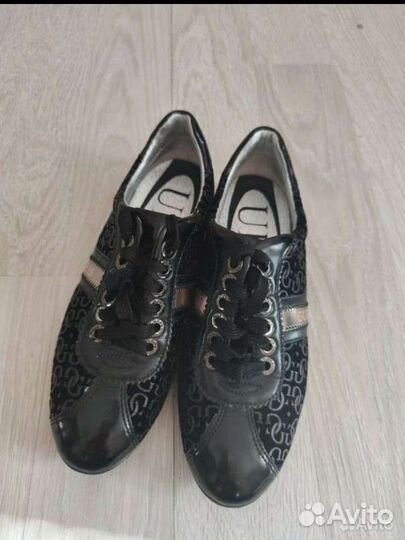 Обувь женская Guess